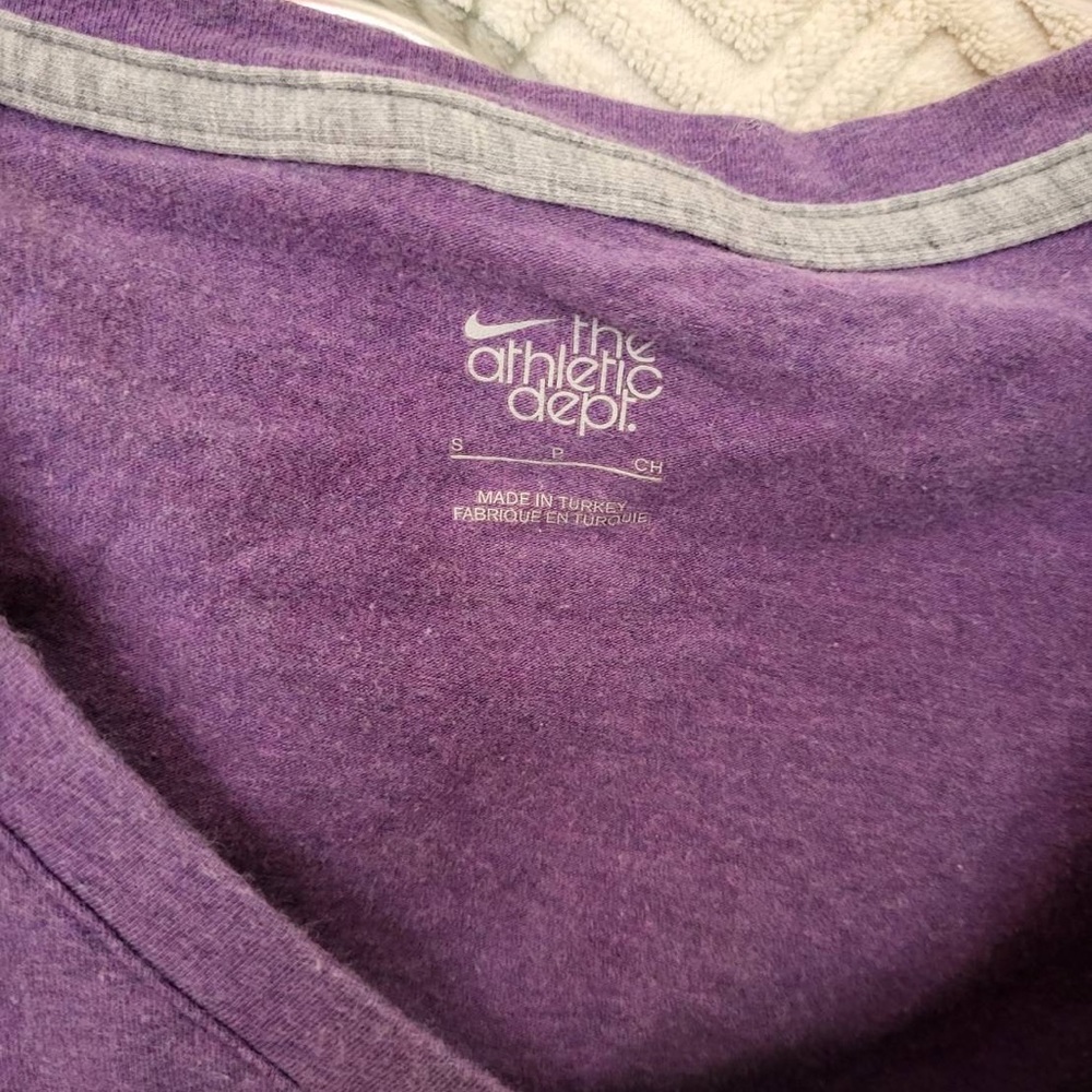 Nike tee bundle - Picture 5 of 5